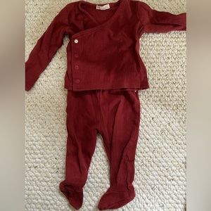 Burt’s Bees Newborn Outfit